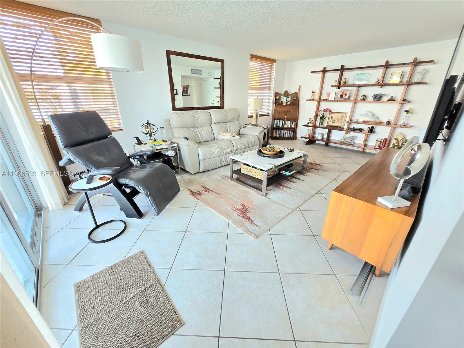 16546 NE 26th Avenue 2B, North Miami Beach, FL 33160 photo 5