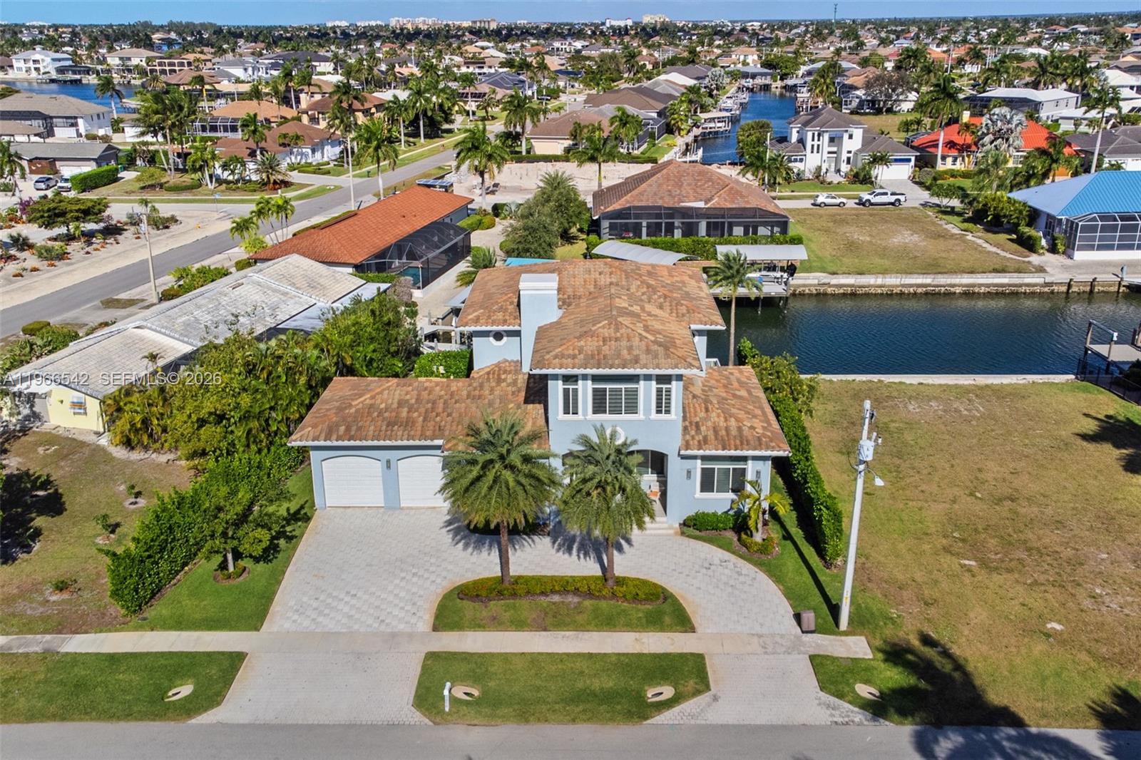 1070 Dana Court — photo 4