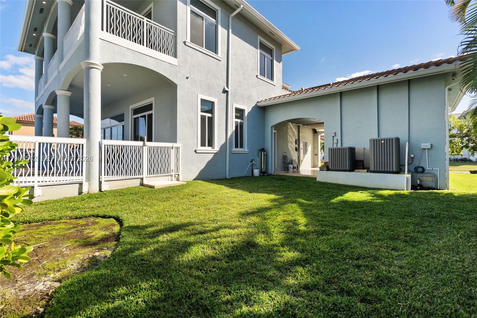 1070 Dana Court — photo 5