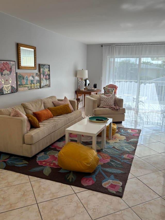 510 Prosperity Farms Road 8b, North Palm Beach, FL 33408