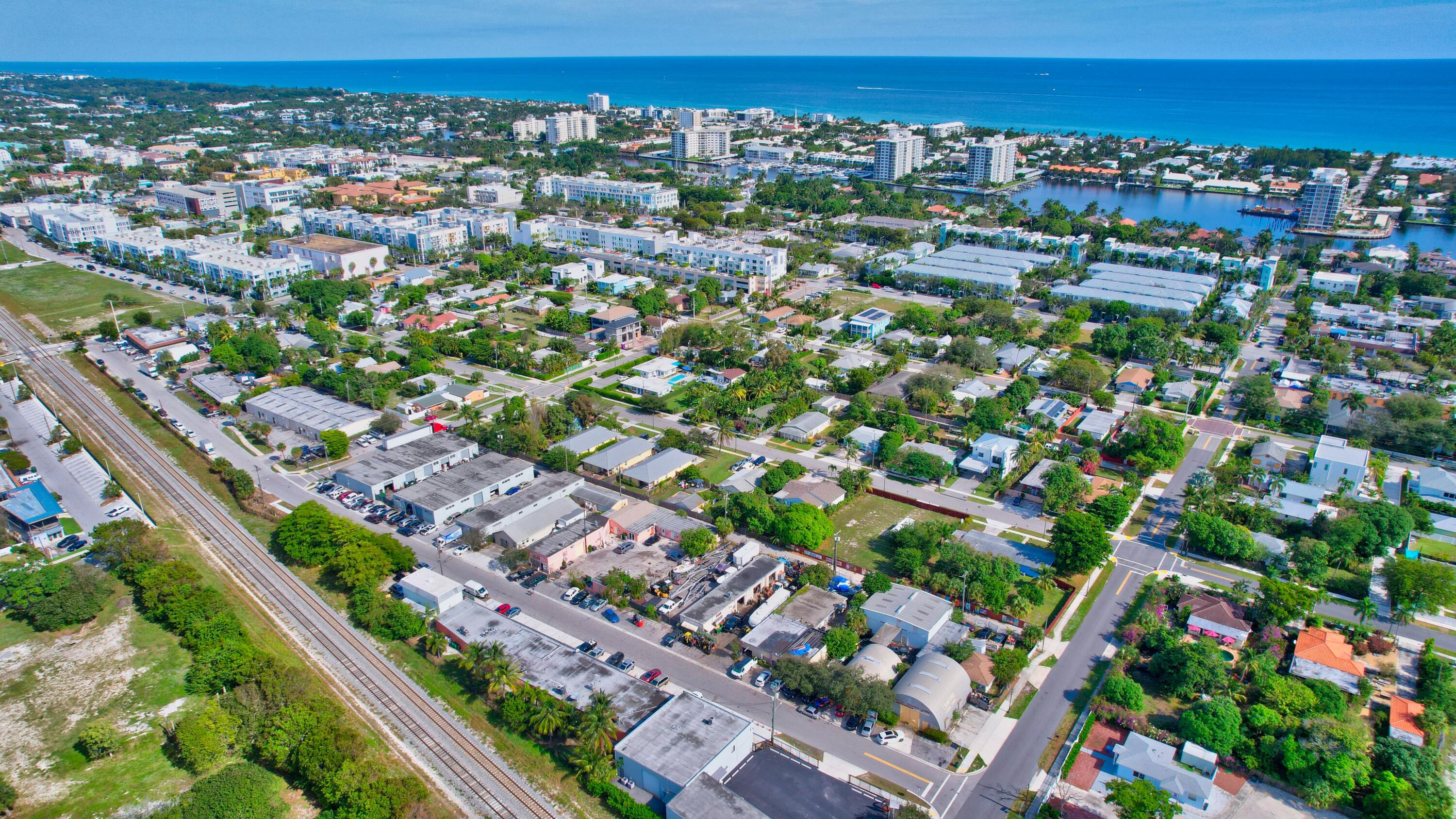 369 SE 2nd Avenue, Delray Beach, FL 33483, Delray Beach