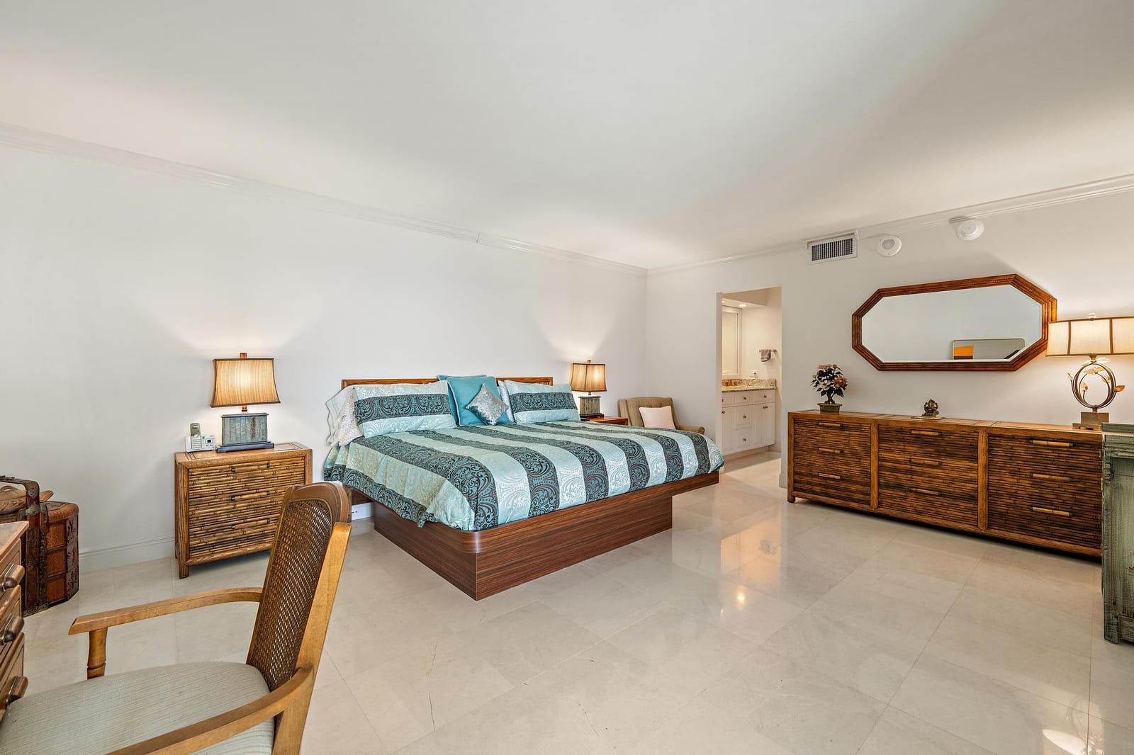 5380 N Ocean Drive 19e — photo 9