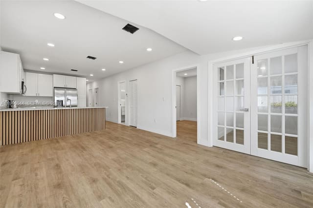 2971 NW 43rd Terrace, sold in Roosevelt Park, Miami, FL