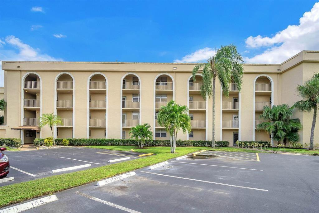 3231 Holiday Springs Boulevard 105, Margate, FL 33063, Margate