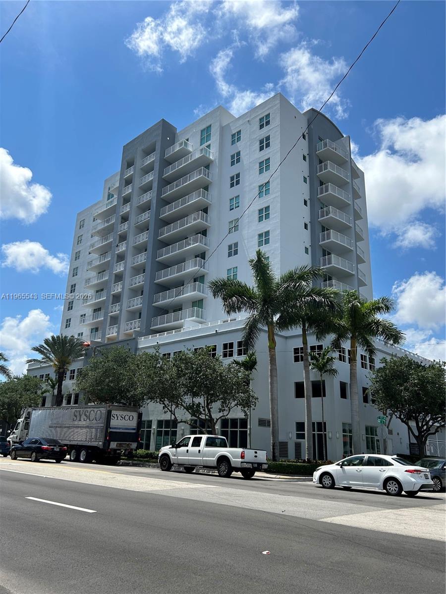 60 NW 37th Avenue 1205, Miami, FL 33125, Miami