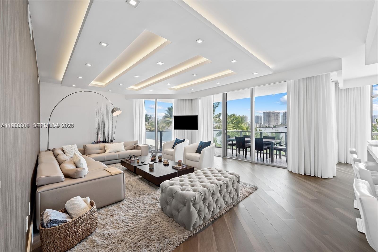 17301 Biscayne Boulevard 2110, North Miami Beach, FL 33160 photo 2