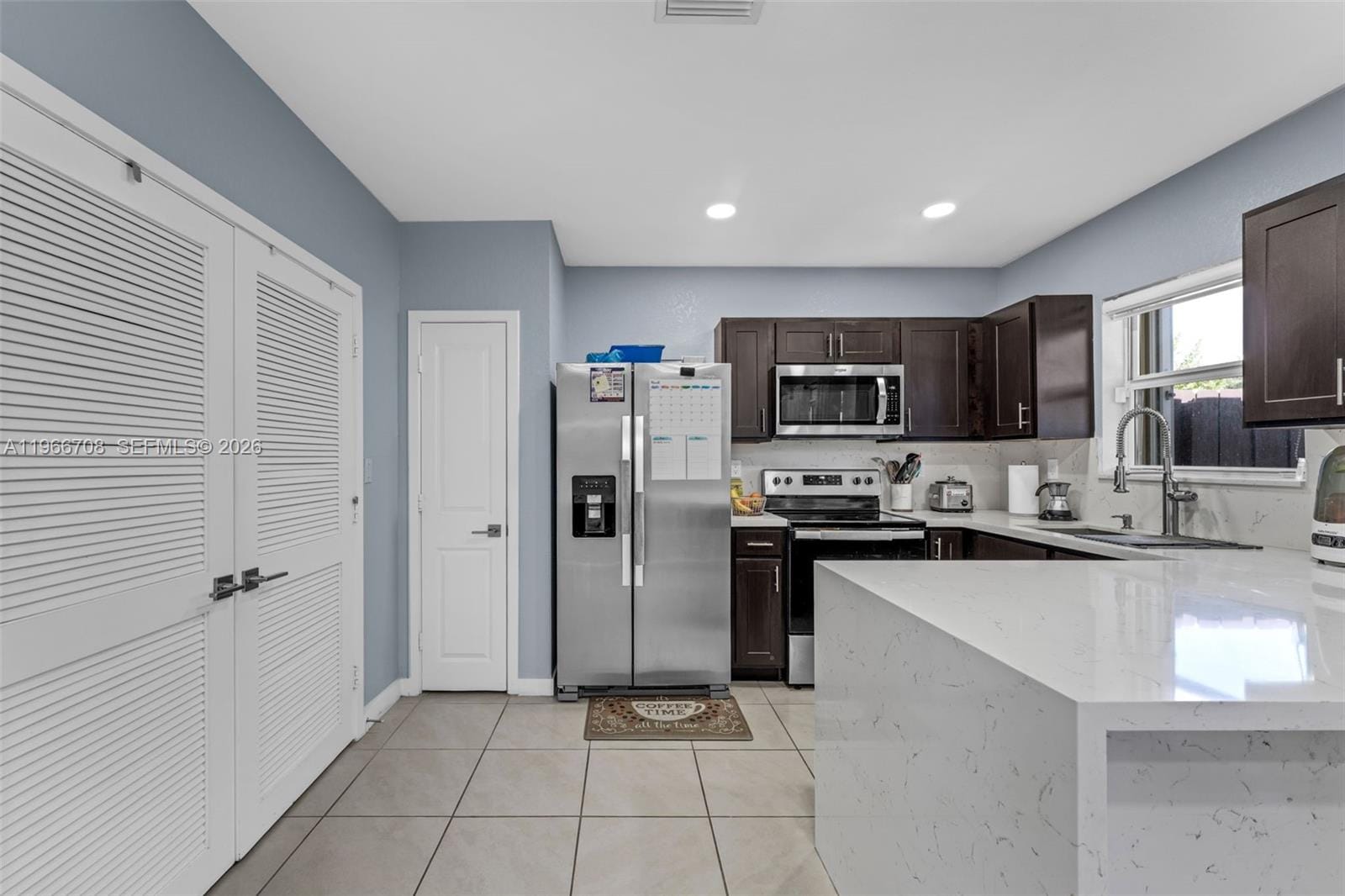 465 NE 5th Place 465, Florida City, FL 33034 photo 9