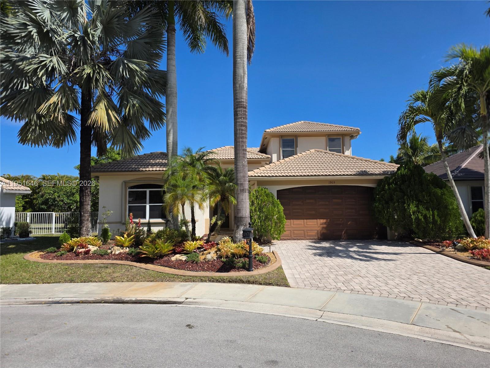 1905 Harbor View Circle, Weston, FL 33327, Weston