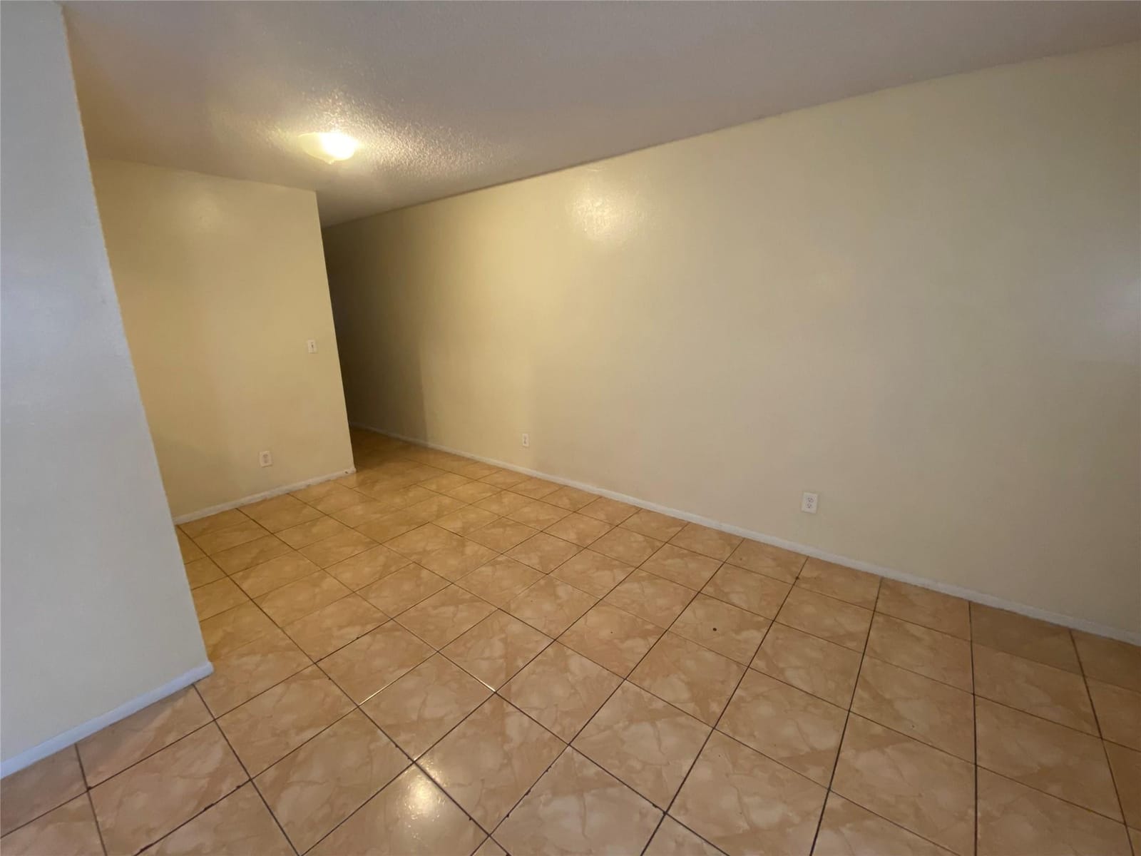7625 SW 10th Street — photo 7
