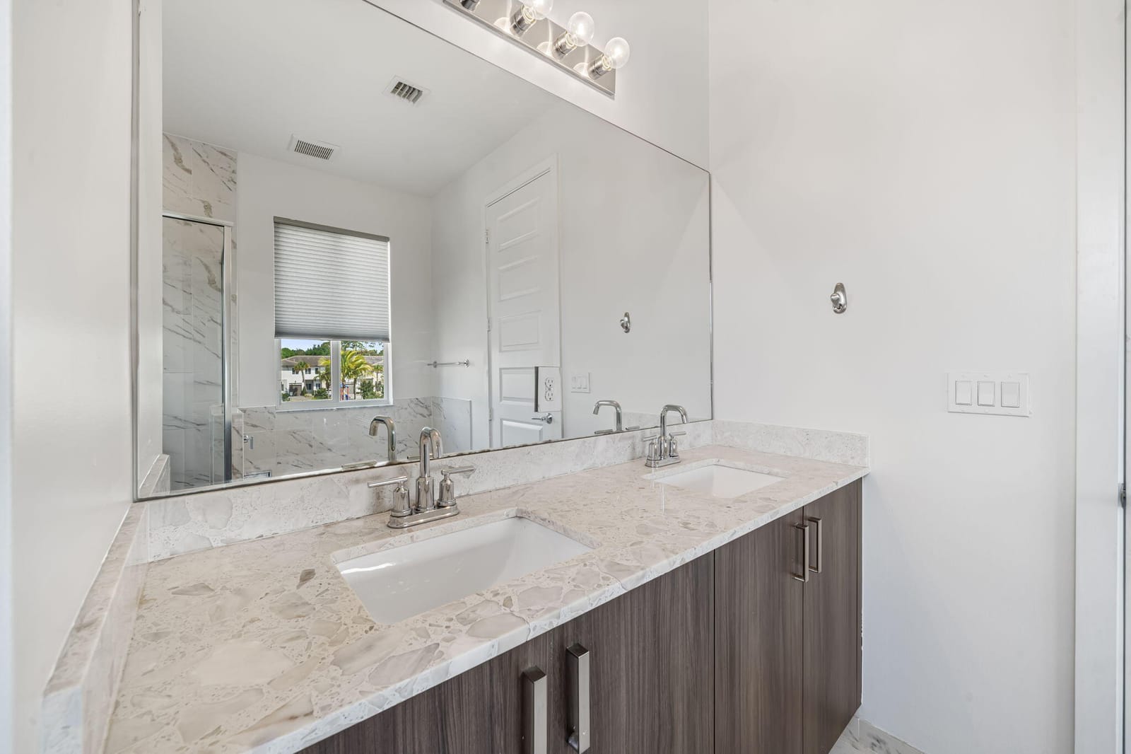 511 Pioneer Way, Royal Palm Beach, FL 33411 photo 19