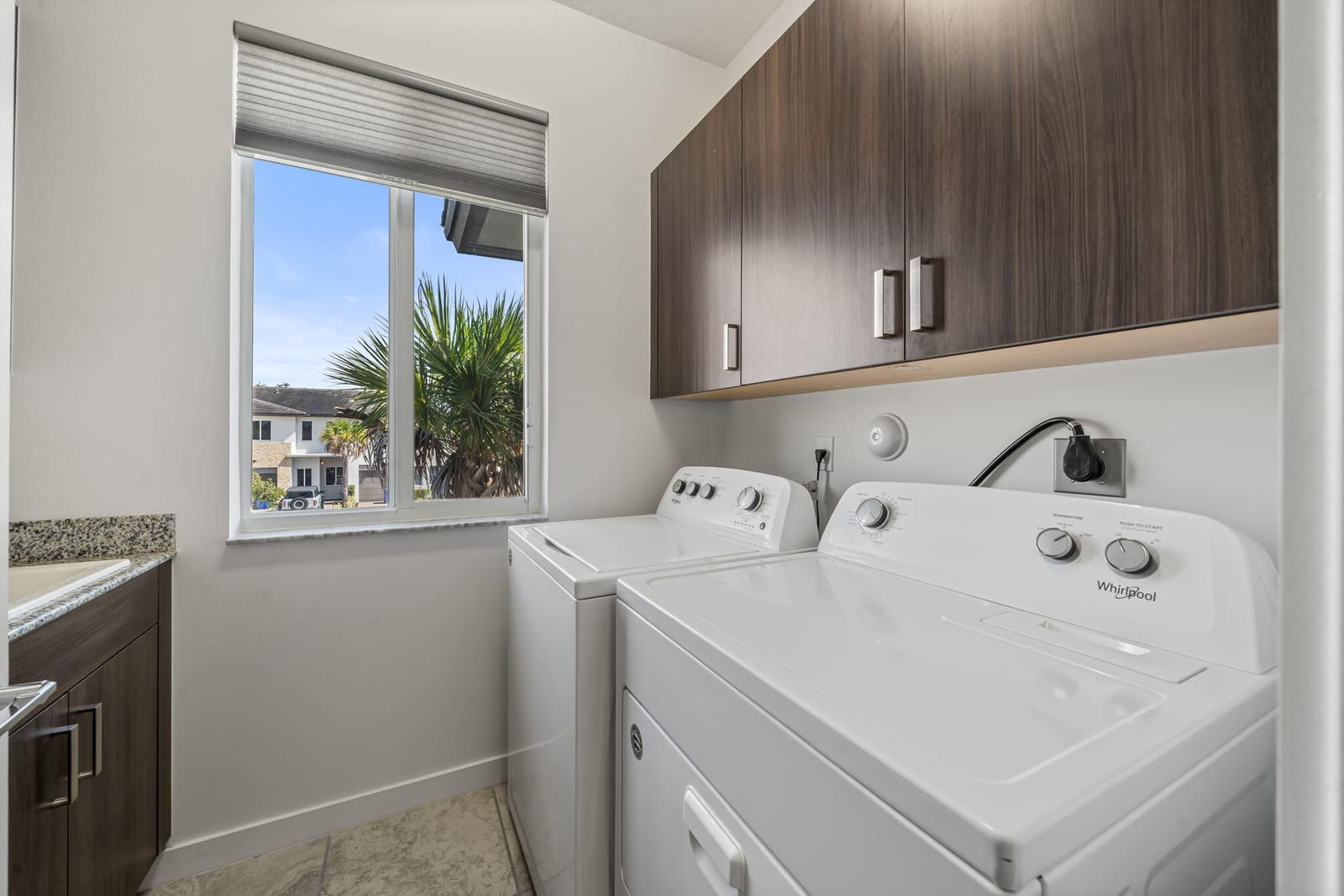 511 Pioneer Way, Royal Palm Beach, FL 33411 photo 23