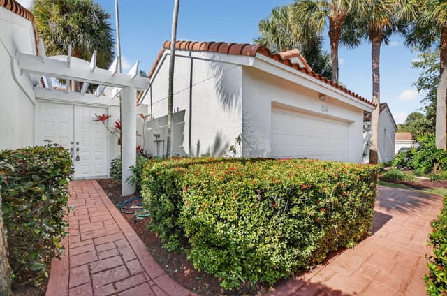 17649 Candlewood Terrace, sold in Candlewood, Boca Raton, FL