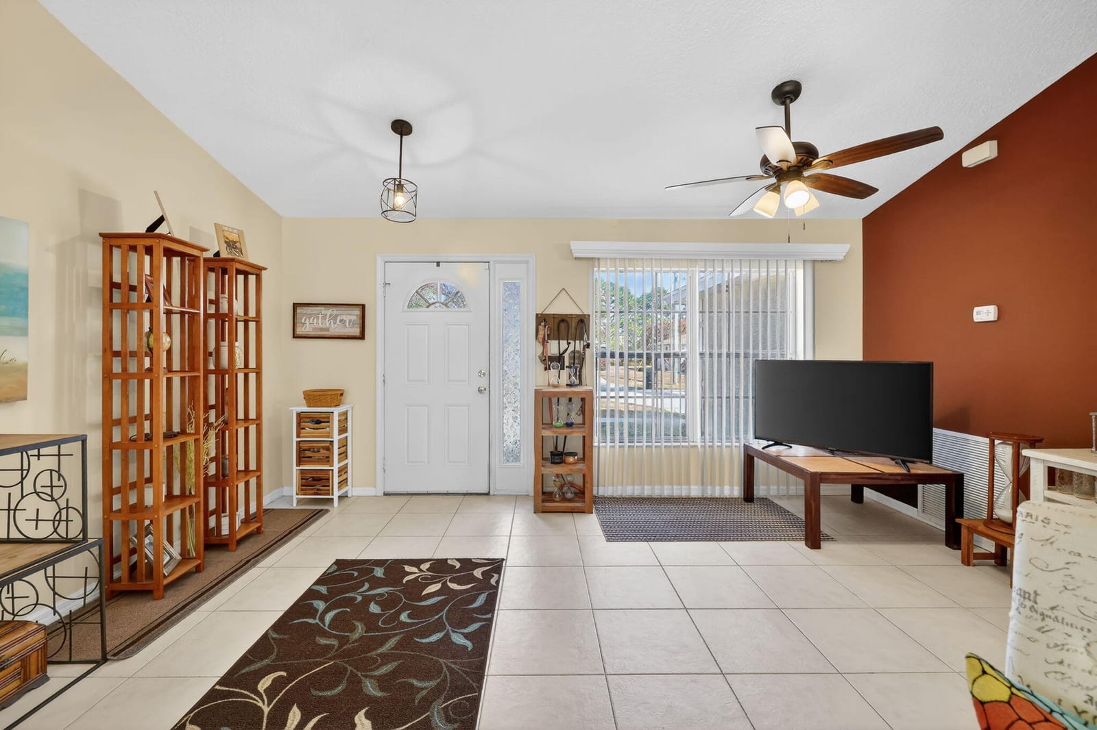 1534 SW Hutchins Street — photo 4