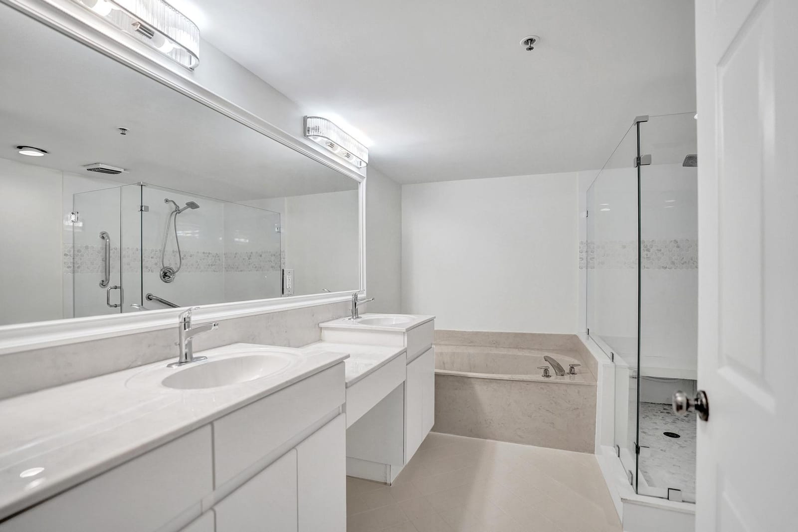 5777 Gemstone Court 207, Boynton Beach, FL 33437 photo 15