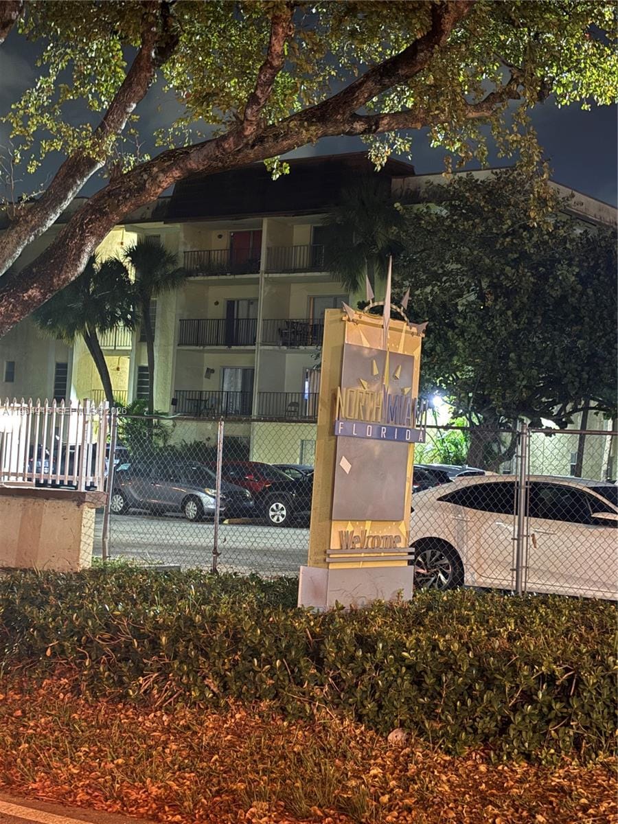 11905 NE 2nd Avenue C306, North Miami, FL 33161 photo 3