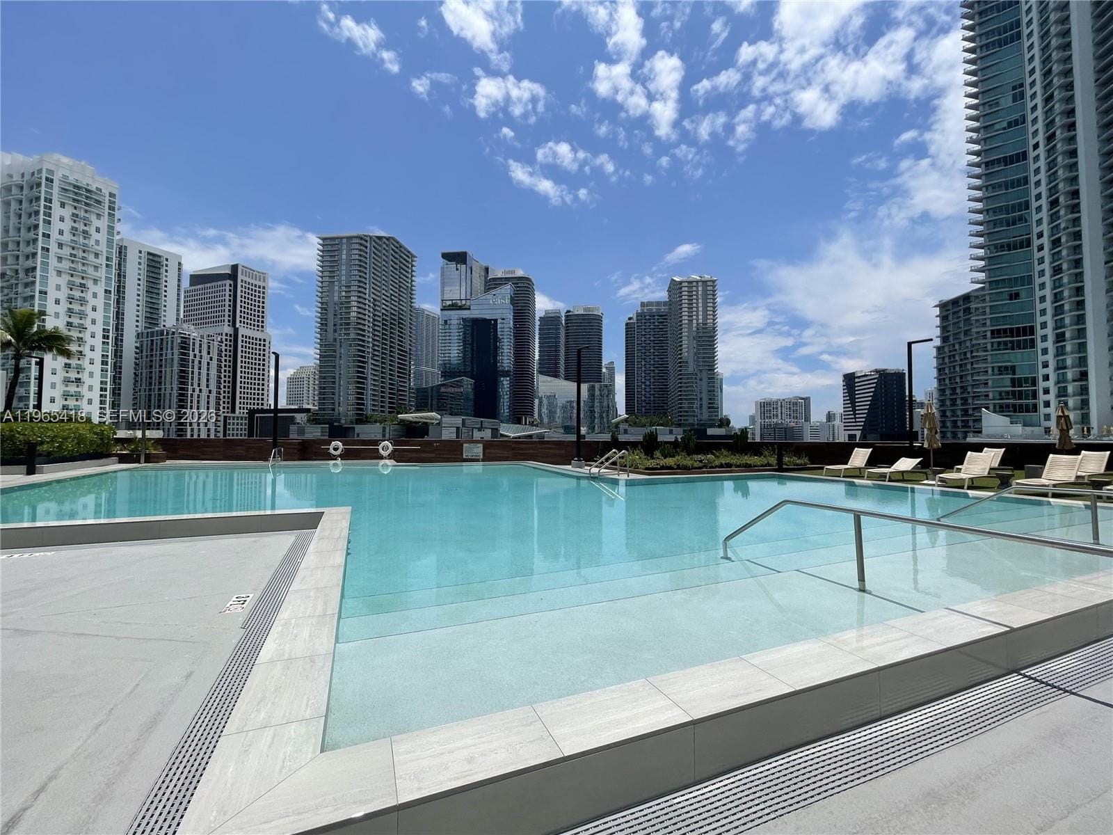 350 S Miami Avenue 3203, Miami, FL 33130 photo 25