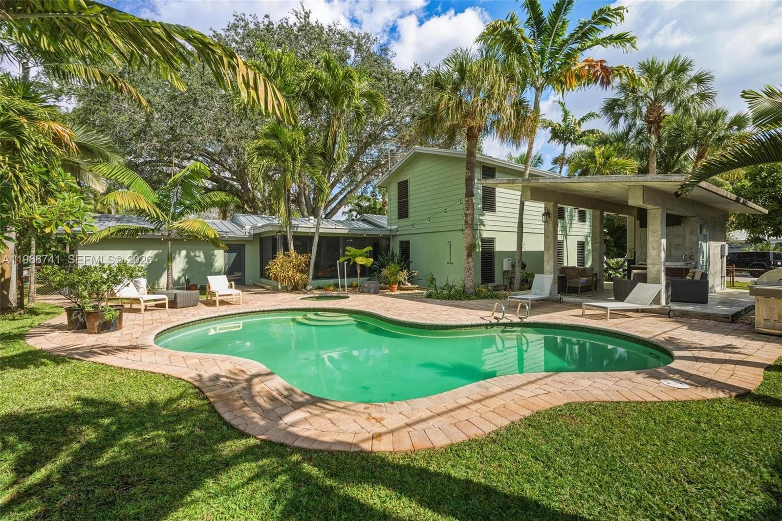 1400 SW 12th Court, Fort Lauderdale, FL 33312