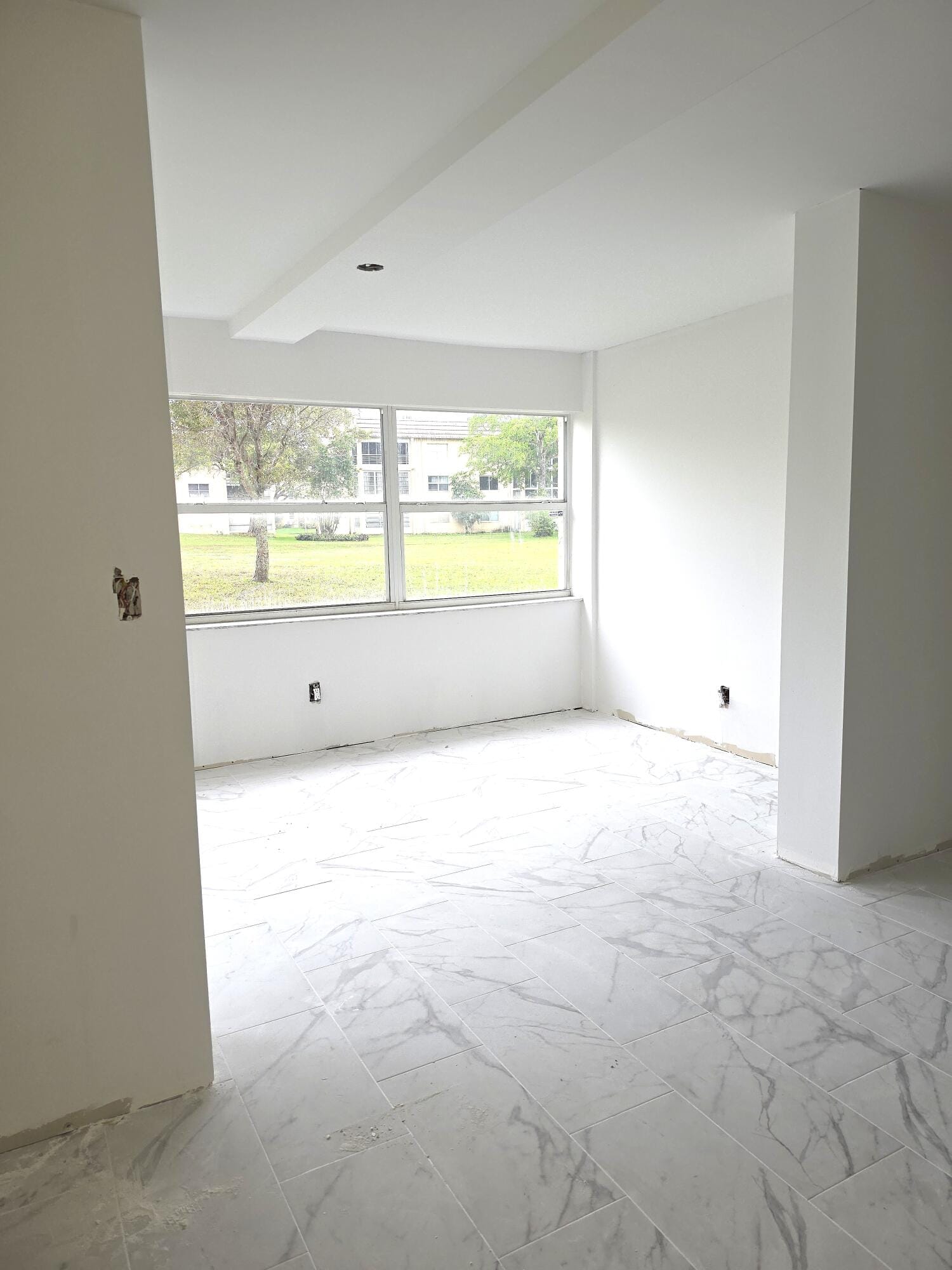 9310 Sunrise Lakes Boulevard 108 — photo 12