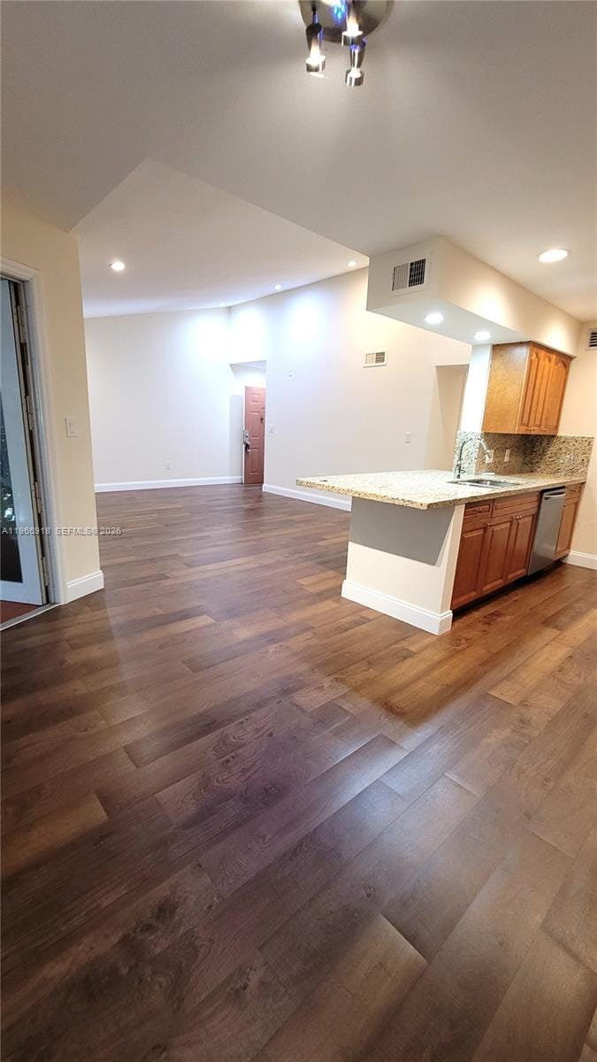 2420 NW 33rd Street 1008, Oakland Park, FL 33309 photo 7