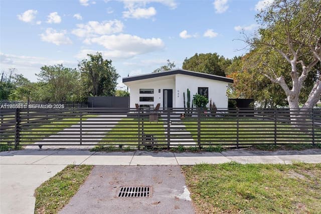 944 NW 64th Street, sold in Seventh Ave Park, Miami, FL