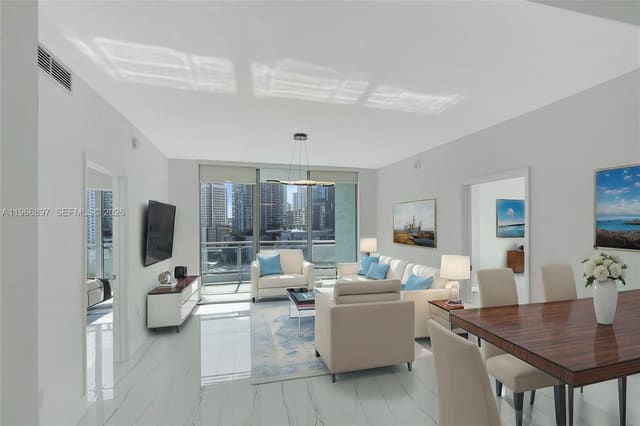 90 SW 3rd Street 1602, sold in Ivy Condo, Miami, FL