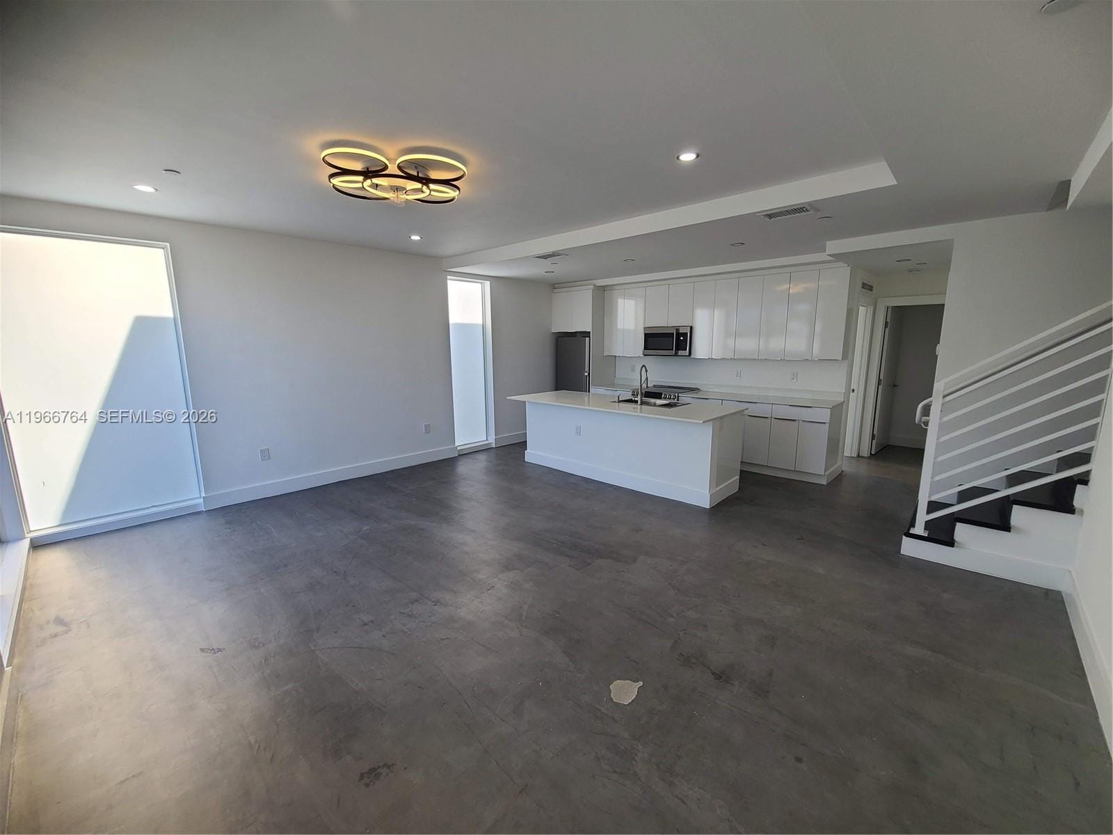 825 Michigan Avenue 7 — photo 4