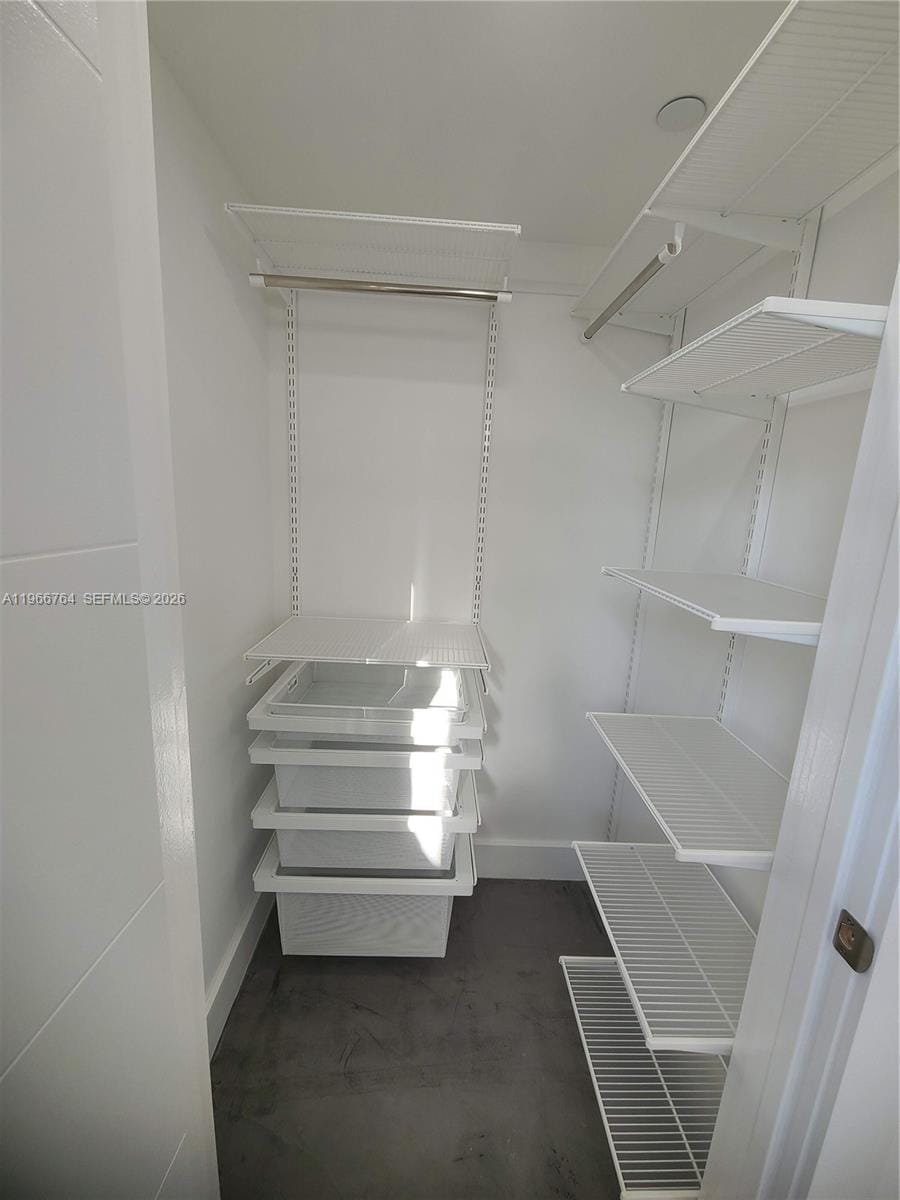 825 Michigan Avenue 7 — photo 10
