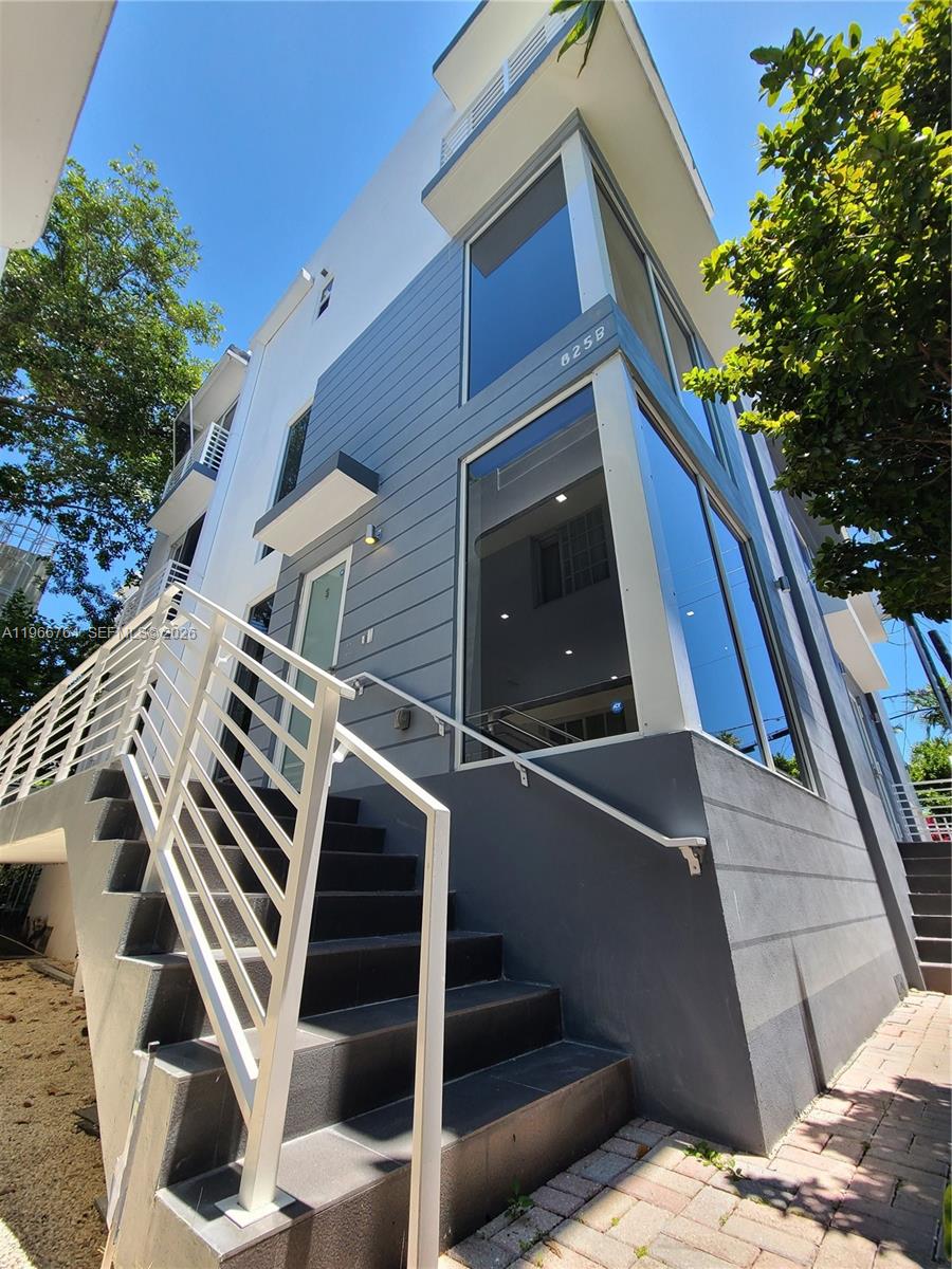 825 Michigan Avenue 7, Miami Beach, FL 33139, Miami Beach