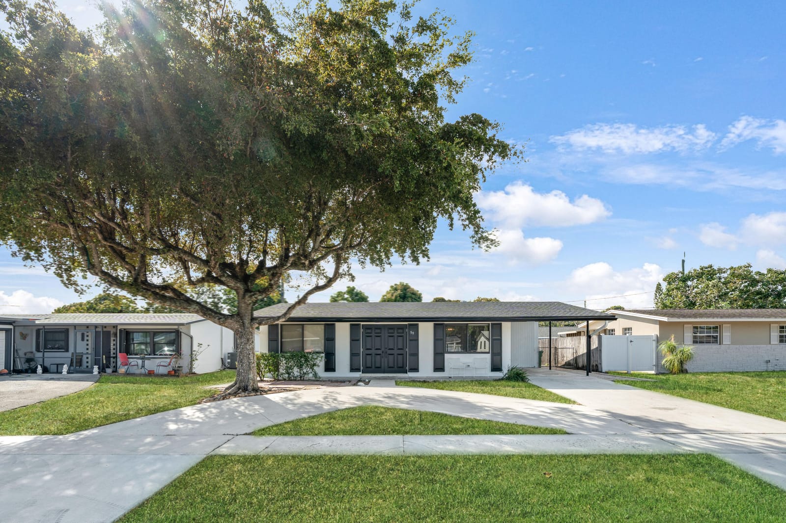 59 Andros Road, Palm Springs, FL 33461 photo 2