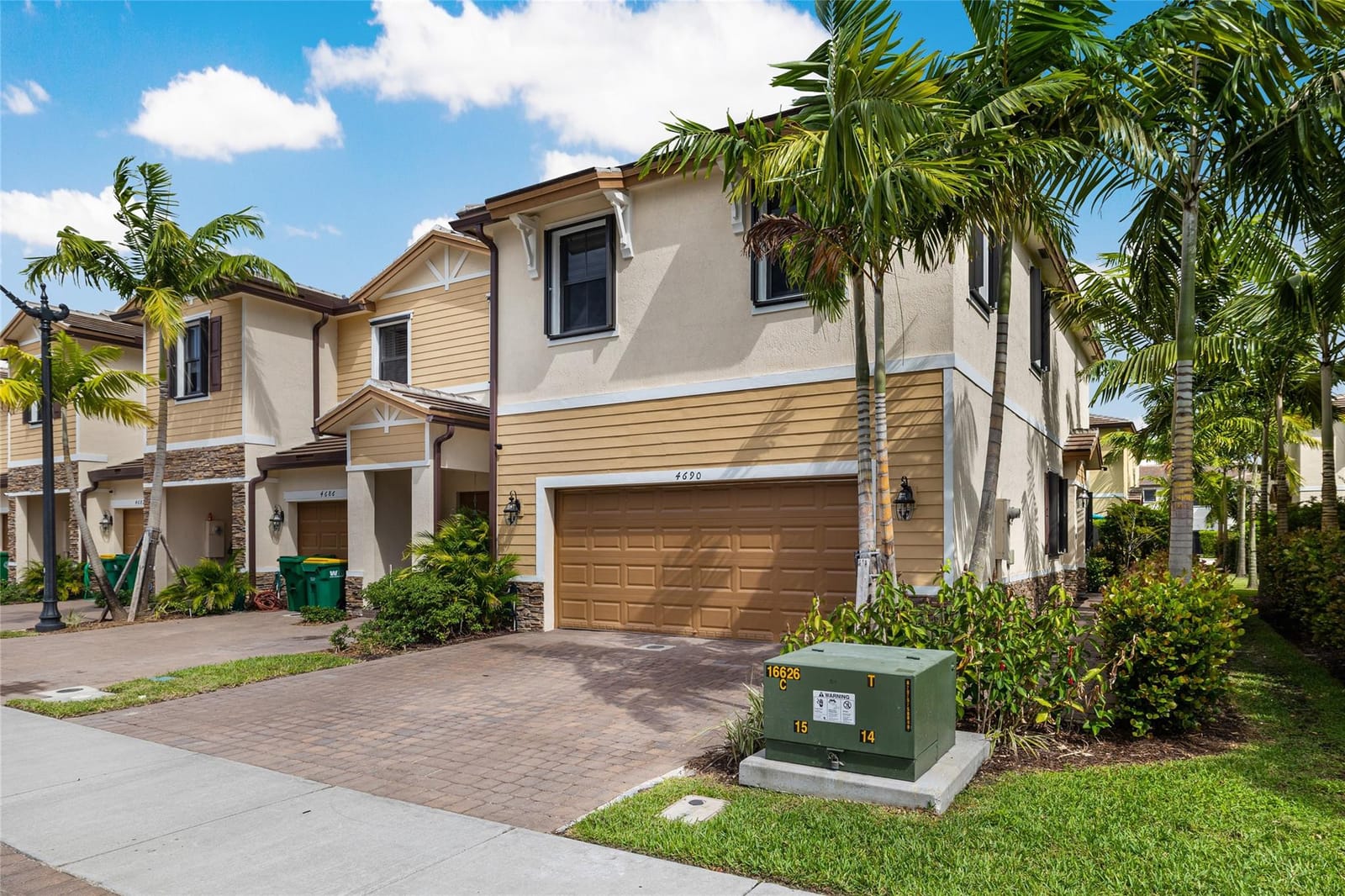 4690 Santa Cruz Way 000, Davie, FL 33314