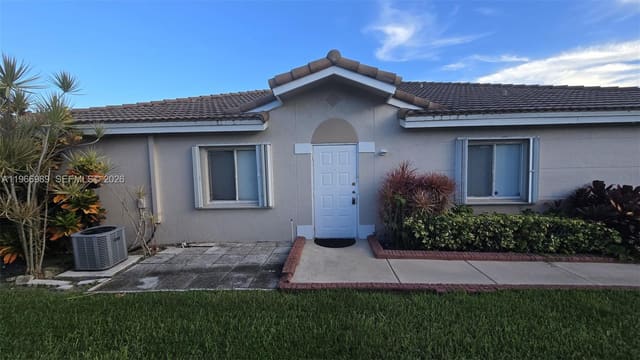 1711 SW 116th Way, Miramar, FL 33025