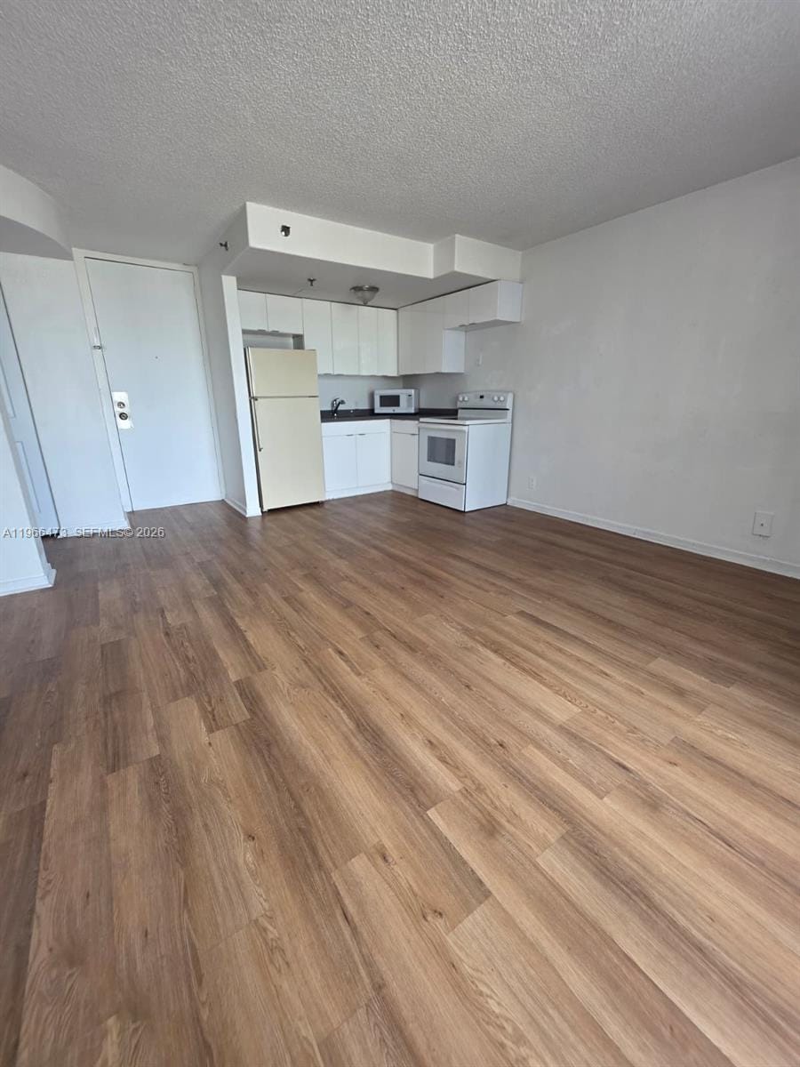 16450 NW 2nd Avenue 214 — photo 1
