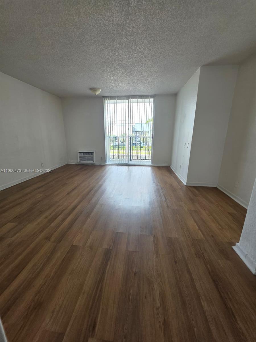 16450 NW 2nd Avenue 214, Miami, FL 33169, Miami