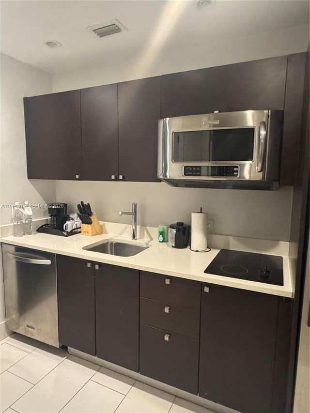 5300 NW 87th Avenue 203, Doral, FL 33178