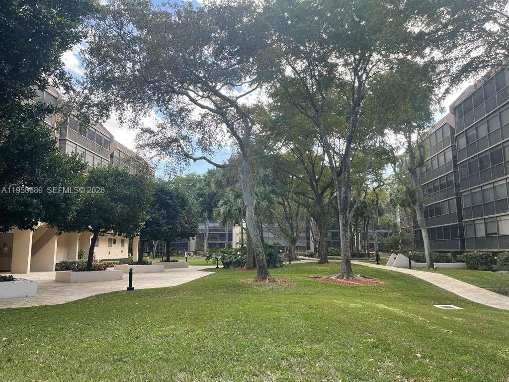 2802 N 46th Avenue B425, Hollywood, FL 33021 photo 21