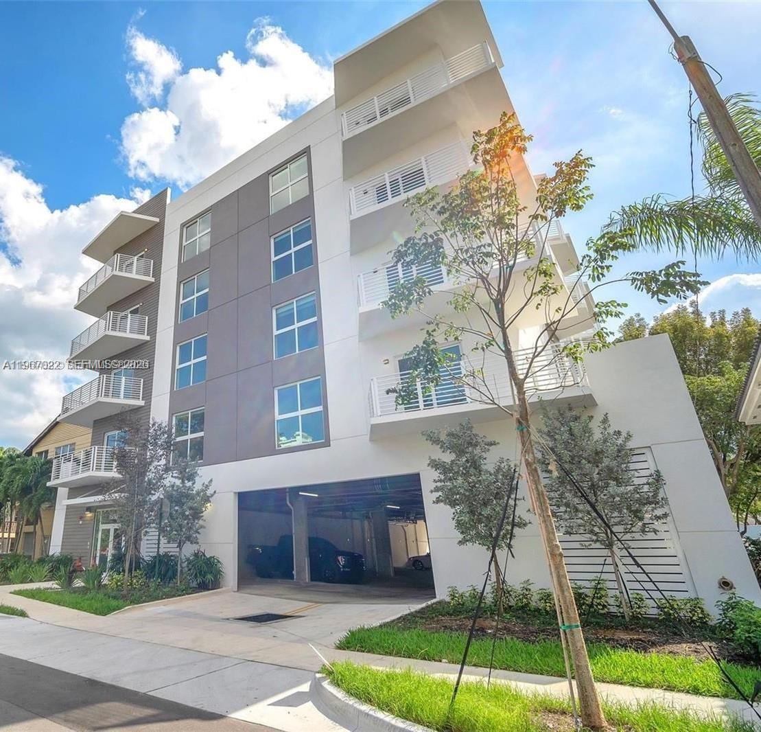 1938 Jackson Street 202, Hollywood, FL 33020, Hollywood