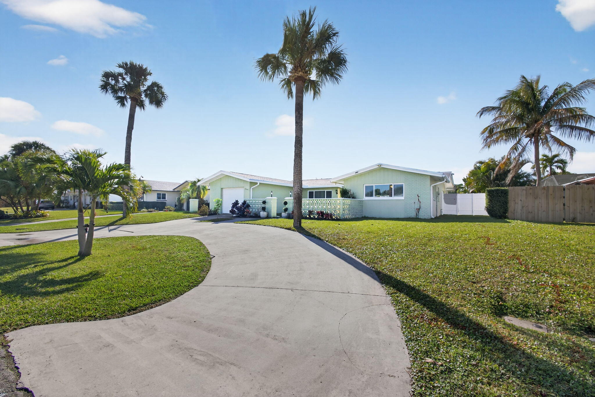 3646 Cypress Street — photo 10