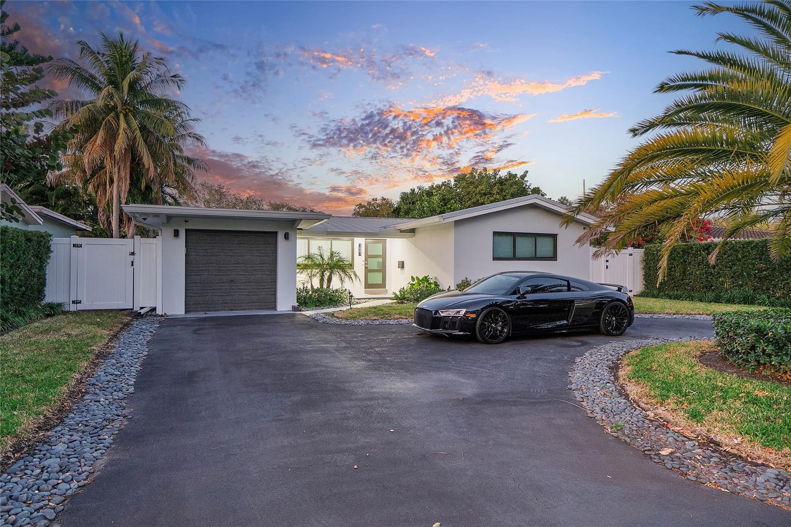 1881 NE 27th Street, Lighthouse Point, FL 33064