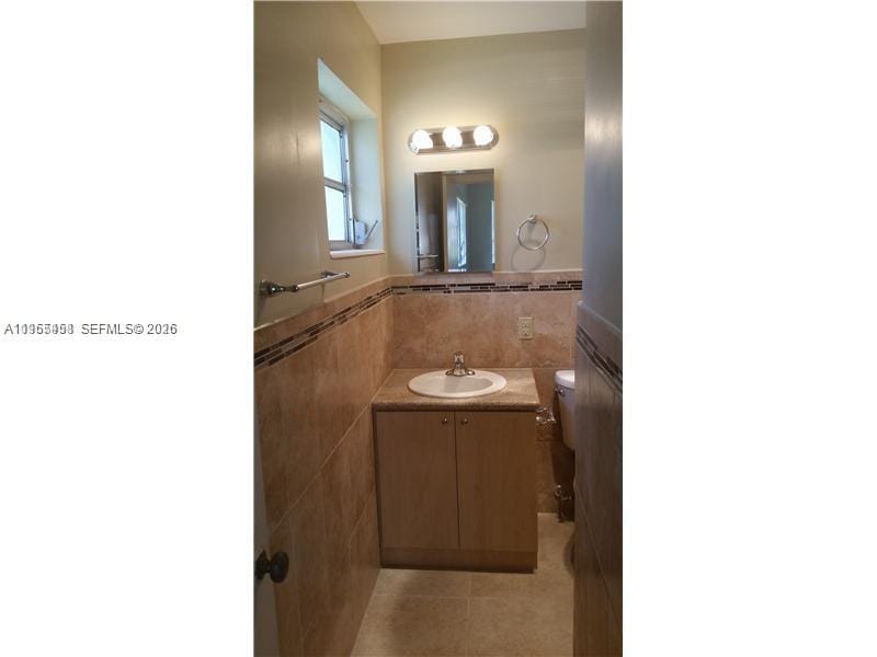 300 NE 191st Street 212 — photo 11