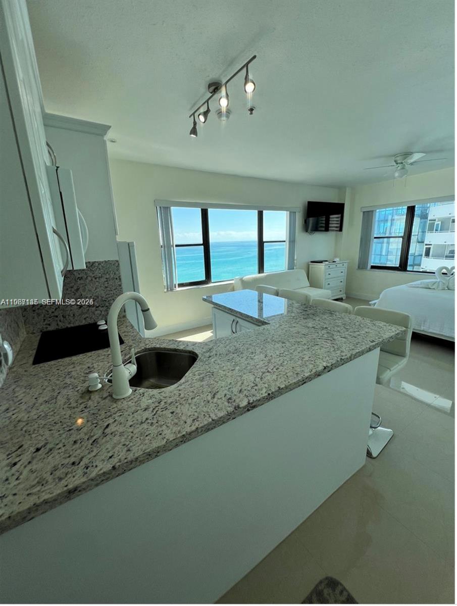 6345 Collins Avenue 908, Miami Beach, FL 33141, Miami Beach