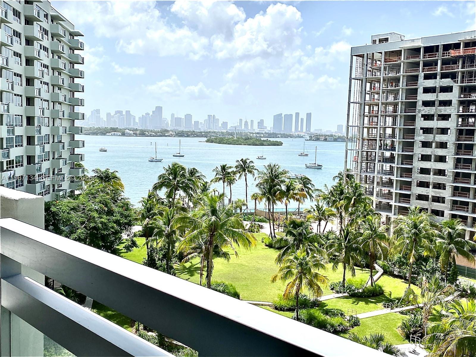 1500 Bay Road 862S, Miami Beach, FL 33139