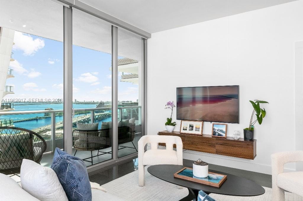 900 Biscayne Boulevard 3212, Miami, FL 33132 photo 4