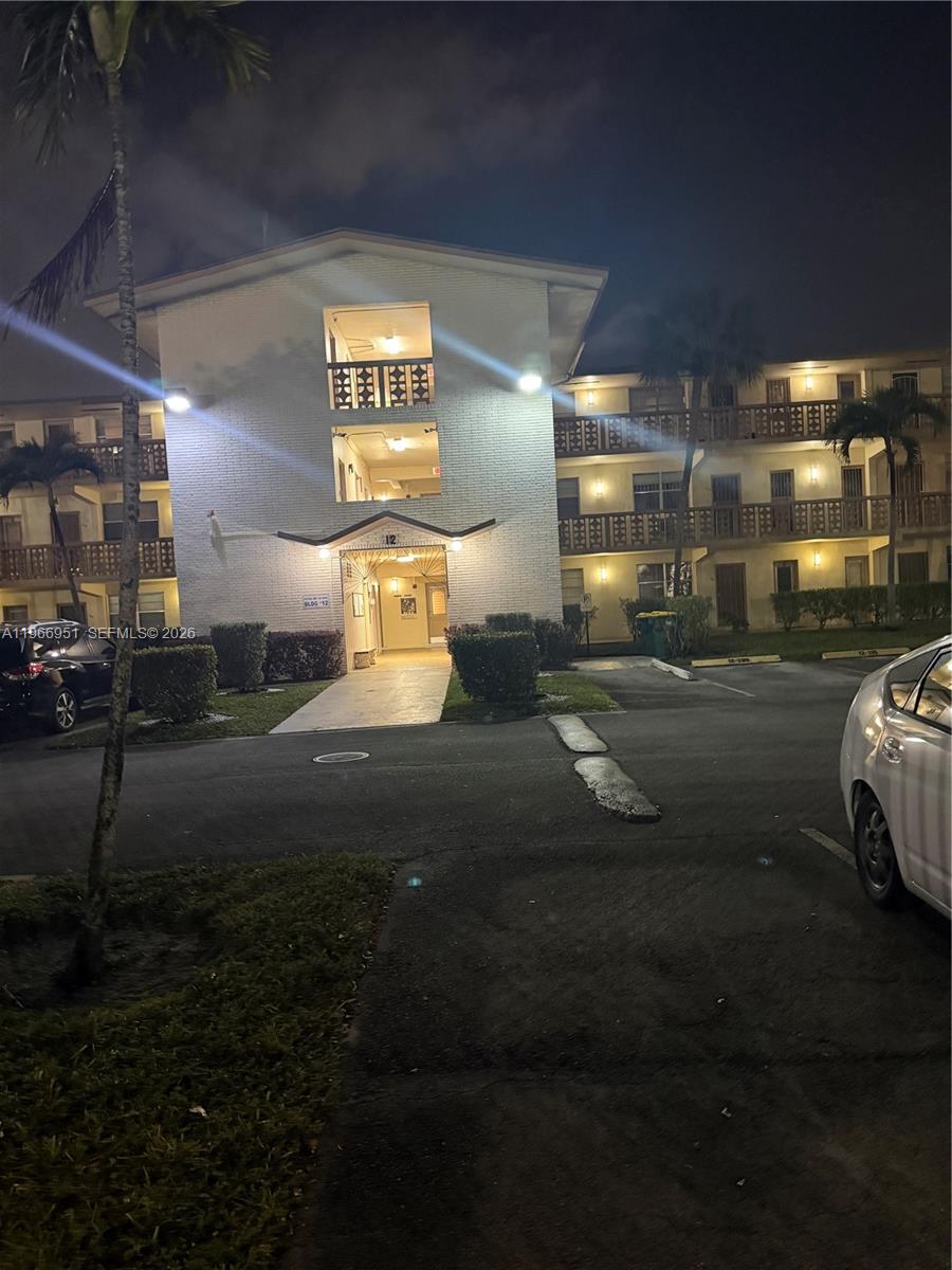NE 14TH AVE 16790 109, North Miami Beach, FL 33162, North Miami Beach