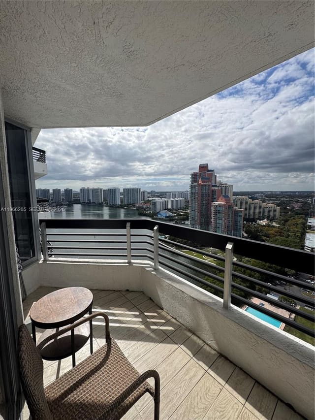 3530 Mystic Pointe Drive 3003, sold in Mystic Pointe Tower 500 C, Aventura, FL