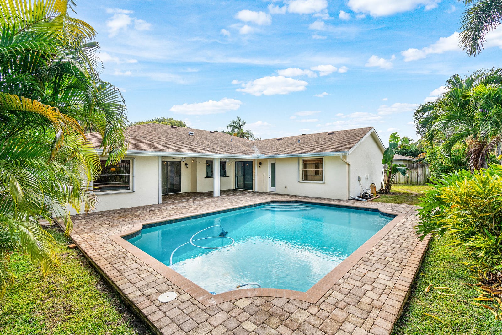 4060 Birchwood Drive, Boca Raton, FL 33487 photo 2