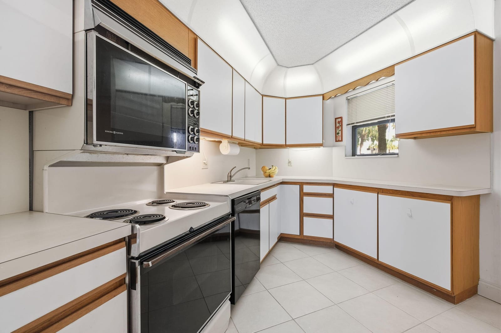 5701 Camino Del Sol 106, Boca Raton, FL 33433 photo 18