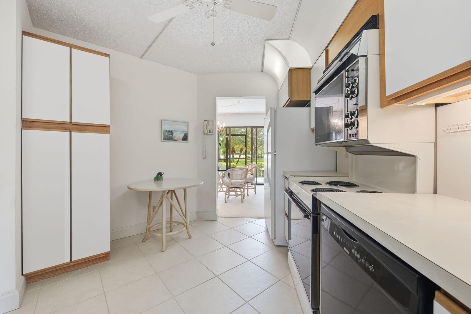 5701 Camino Del Sol 106, Boca Raton, FL 33433 photo 22