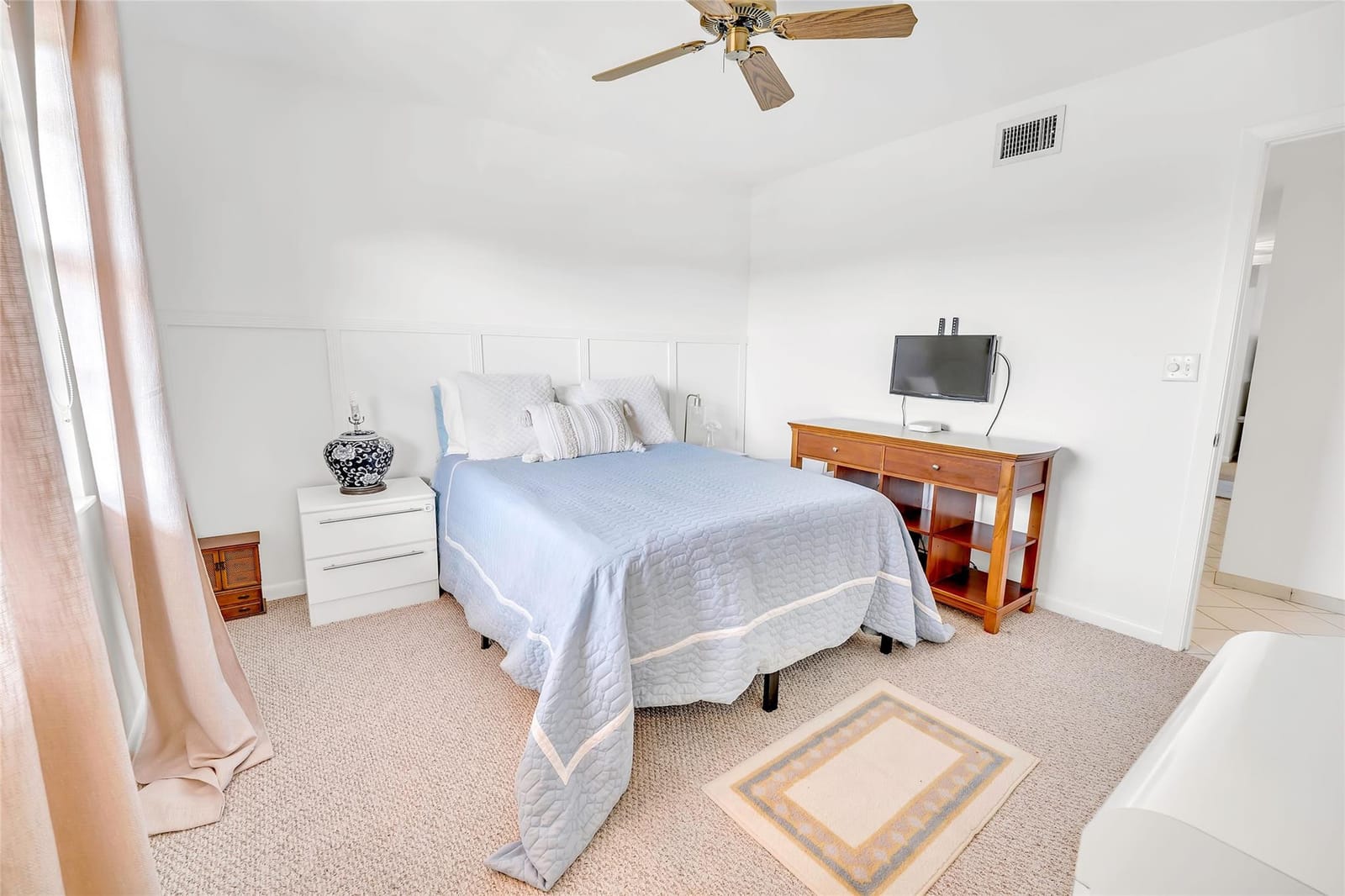 4975 E Sabal Palm Boulevard 408, Tamarac, FL 33319 photo 13