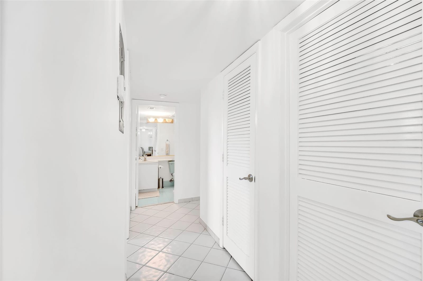 4975 E Sabal Palm Boulevard 408, Tamarac, FL 33319 photo 14