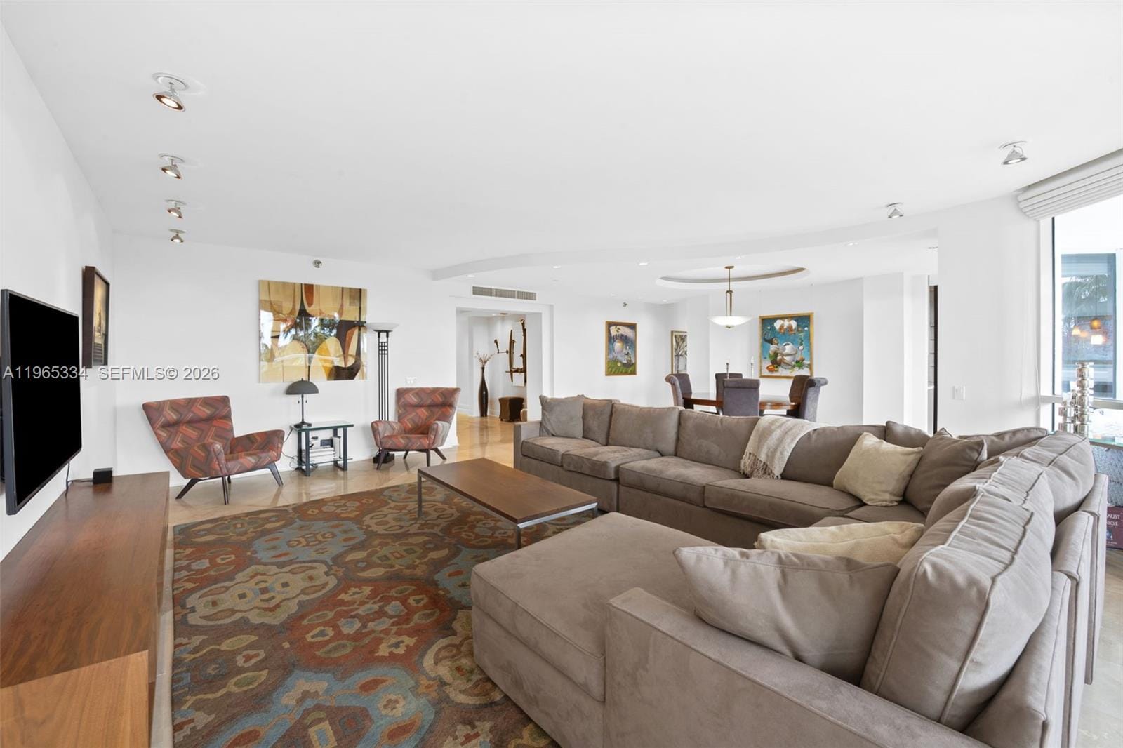 21150 NE 38 Avenue 603, Aventura, FL 33180 photo 2